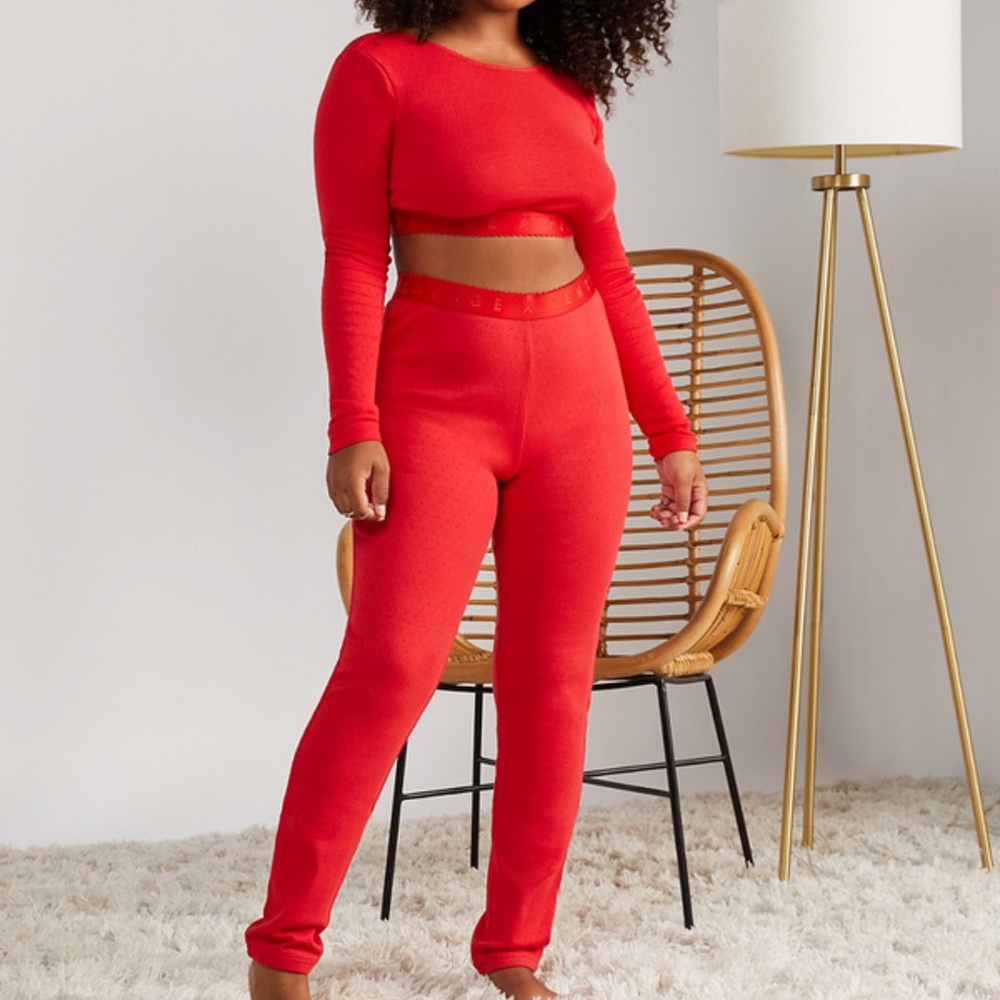 ❣️Red pointelle 2 piece set Savage X Fenty❣️